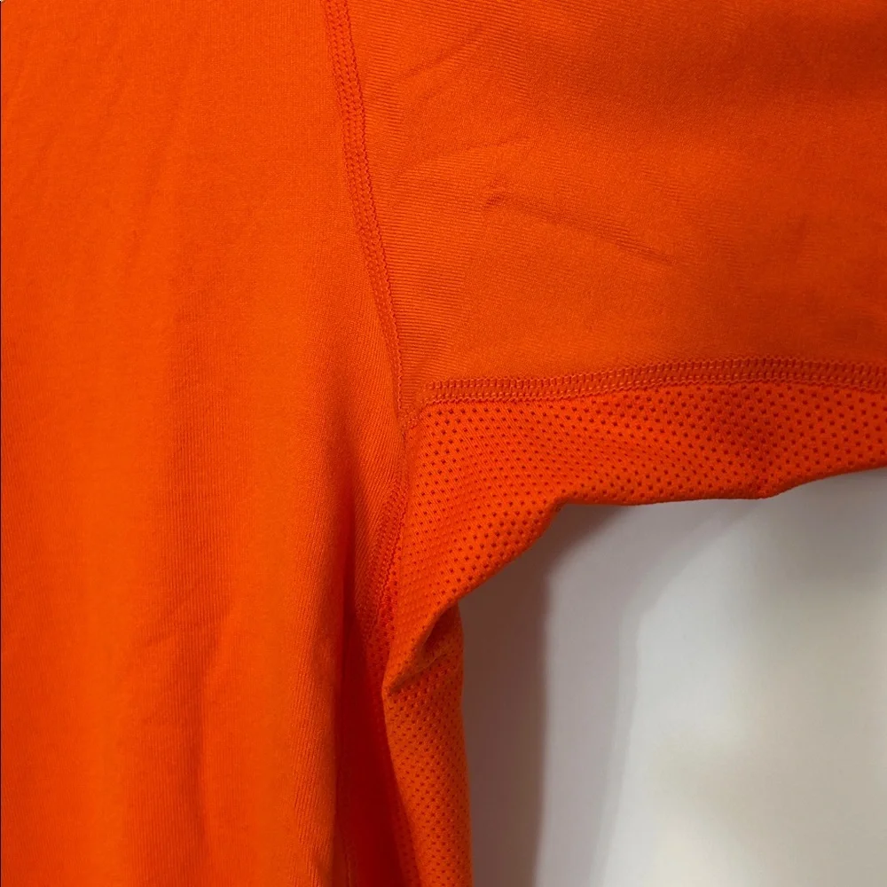 Nike Fit Dry Orange Half-Zip Pullover Lightweight Shirt‎ Jacket  Size Small